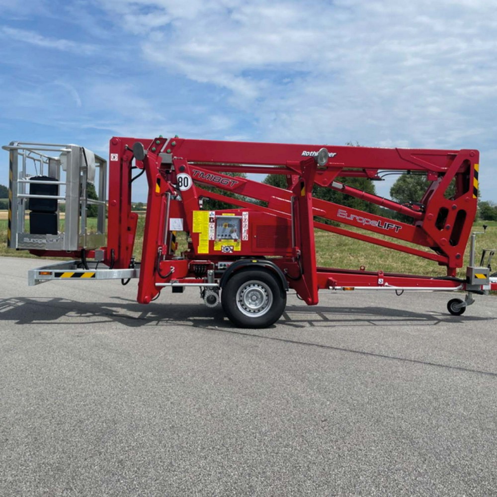 18m Gelenk- Teleskop-Anhängerarbeitsbühne elektro/benzin – Vorschau 5