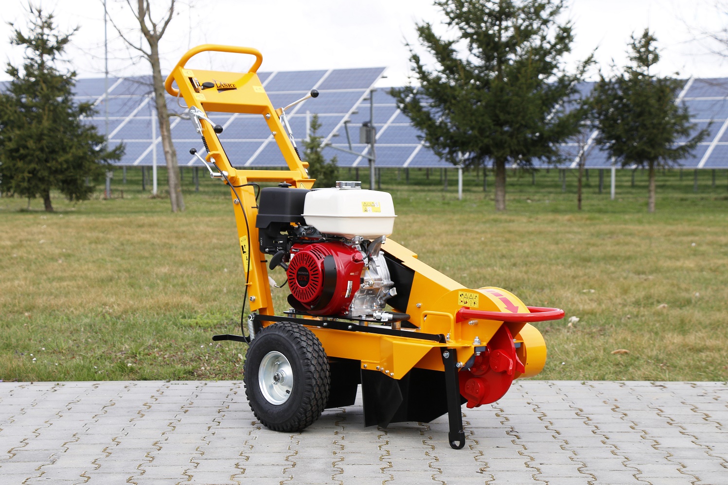 Baumstumpffräse F-360 – Produktbild | SLT Rental